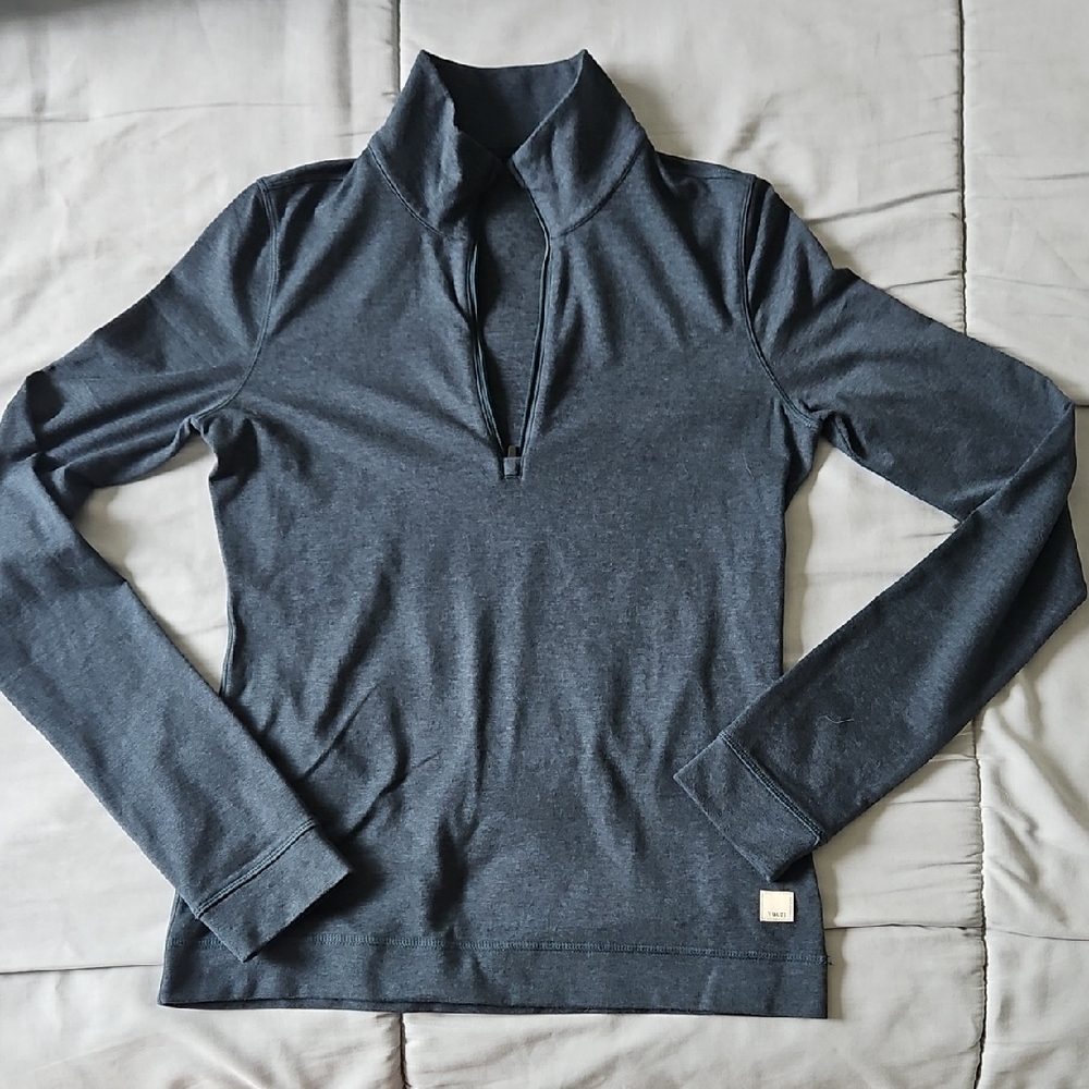 Vuori Halo Essential half-zip top